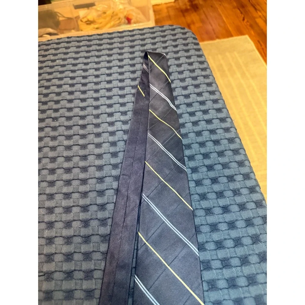 Tommy Hilfiger 100% Silk Tie USA Made Navy Blue Striped Necktie Vintage